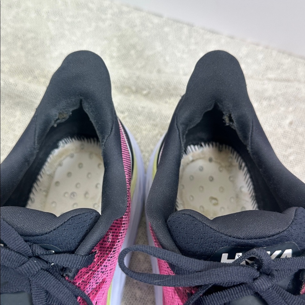 HOKA Clifton 8 Shoes Sneakers Women's size 10 Berry Rose - Picture 7 of 10